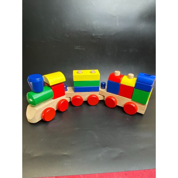 Melissa & Doug Wooden Stacking Train Toy Railroad 17 Piece Play Set - Picture 1 of 16